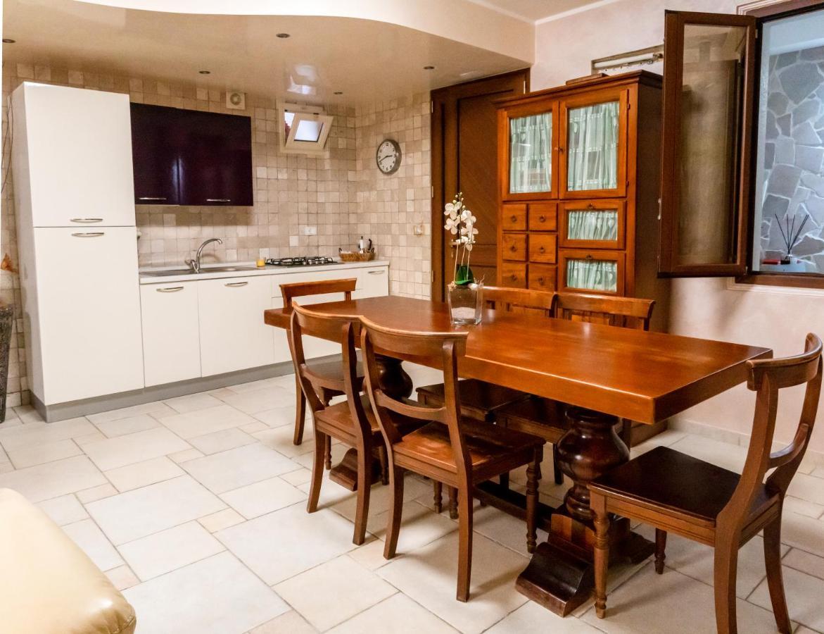 Villa Chanel Bellissima Villa Con Piscina Immersa Nella Valle D'Itria Ostuni Bagian luar foto